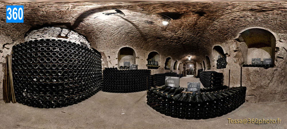 Photo Panorama 360. Magnifique caveau du champagne Pol-Roger à Epernay.. Une marque de prestige reconnu pour investir dans l'art. Disponible en leasing ou à lachat.